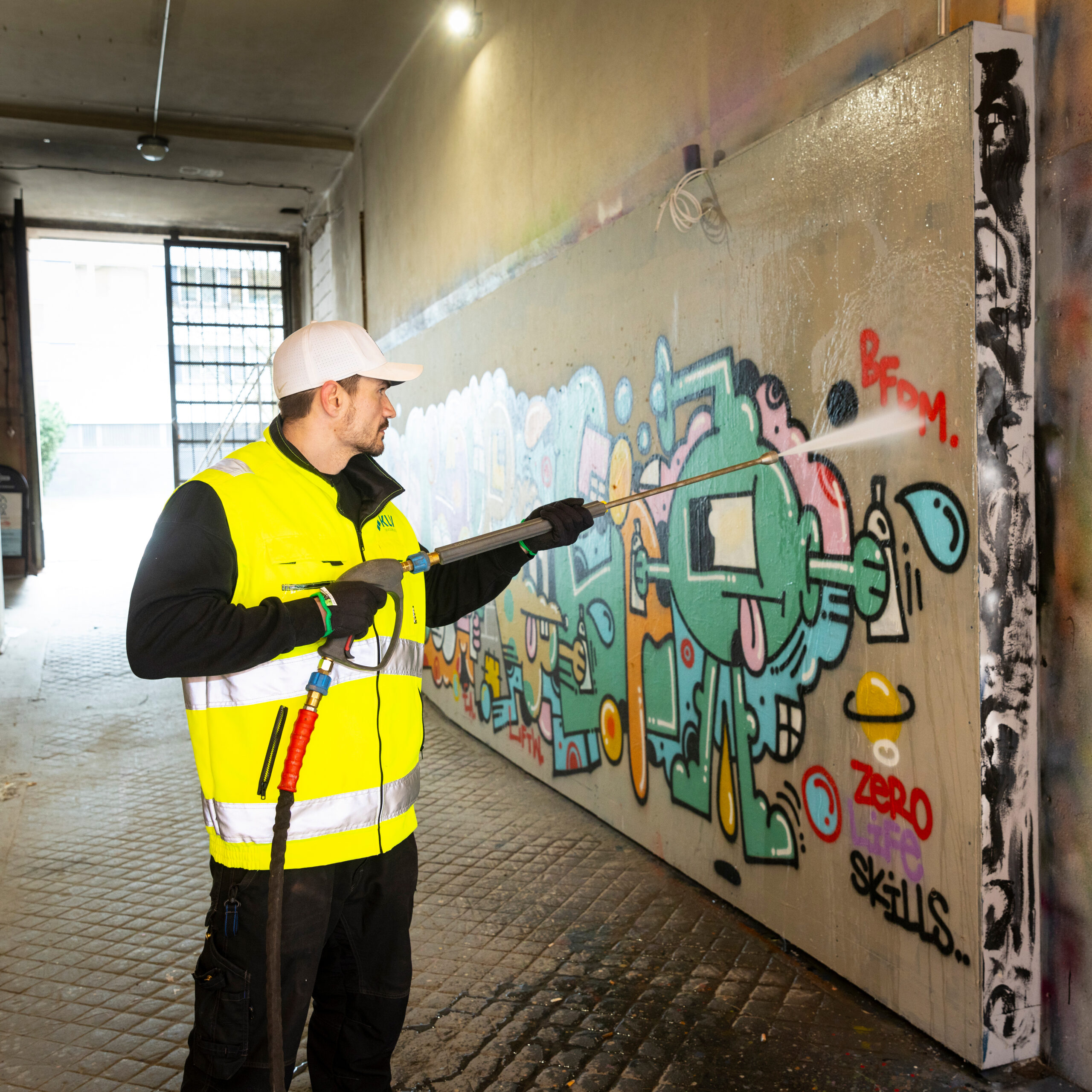 Graffittien poisto